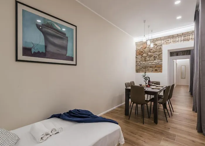 The Rent - Termini Apartament